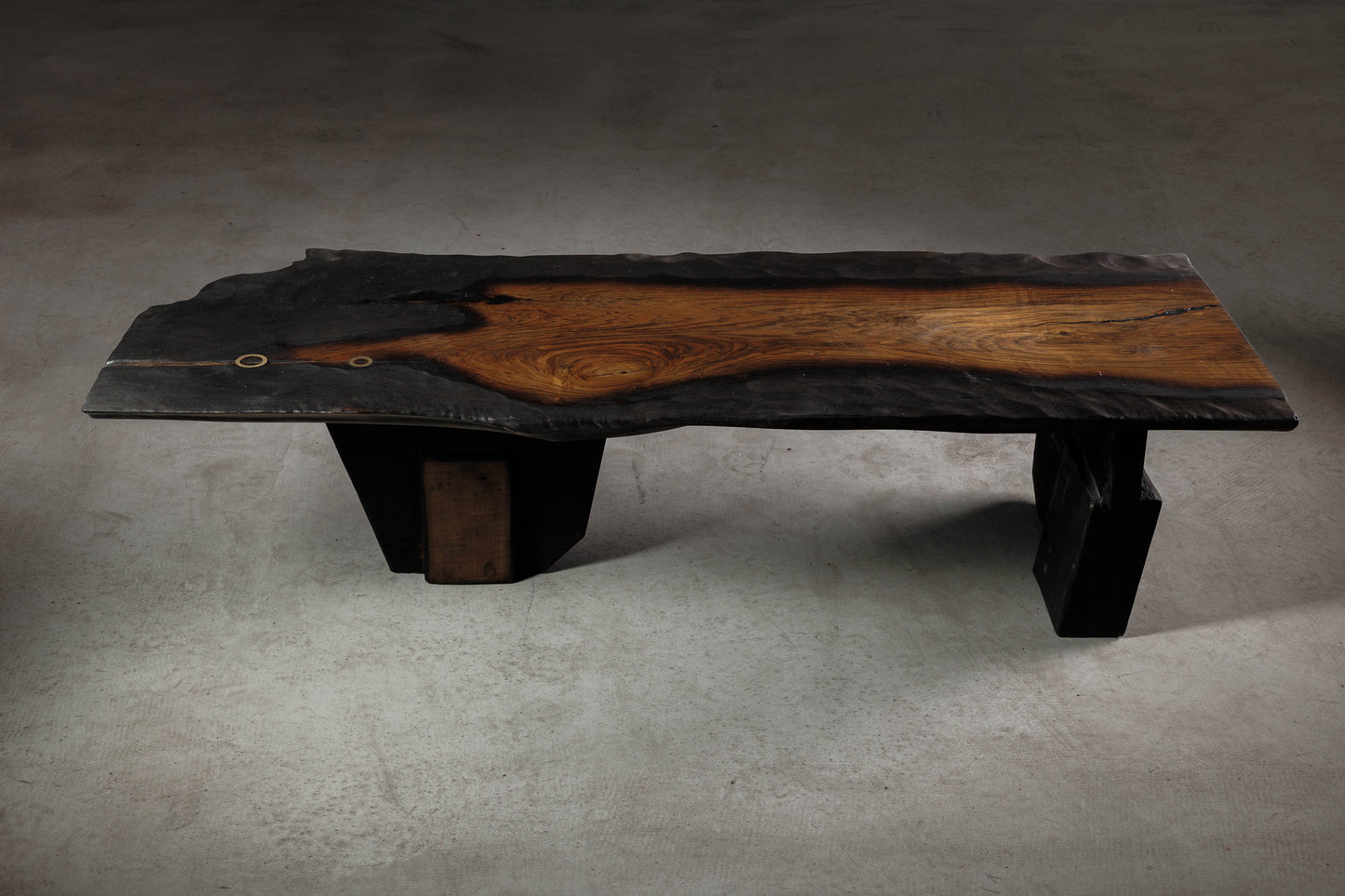 EM 107 Unique coffee table from the 18Brut collection | Image from above